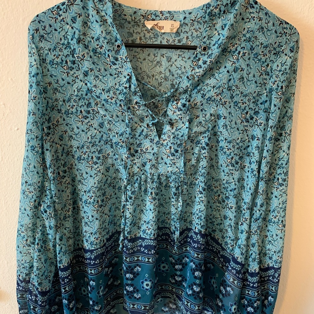 Hollister blouse